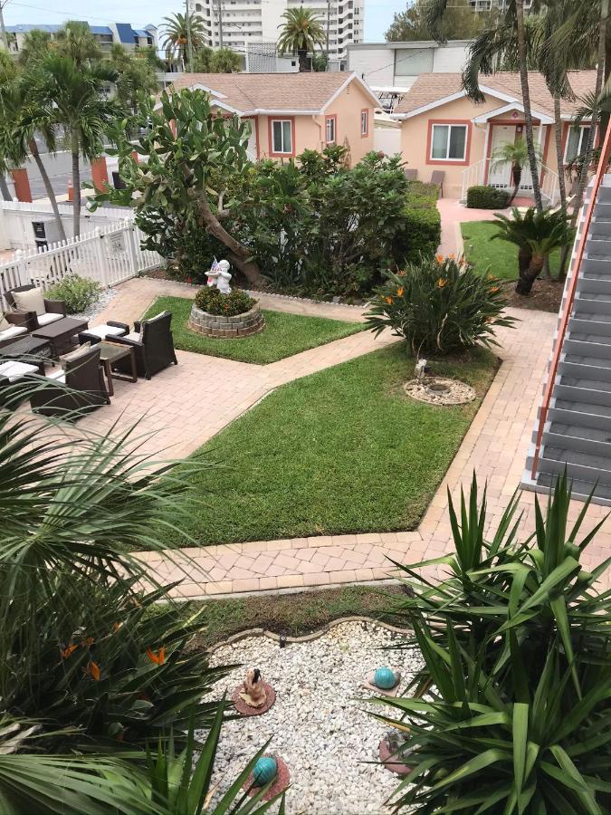 Carlton House Motel And Suites Сейнт Пийт Бийч Екстериор снимка
